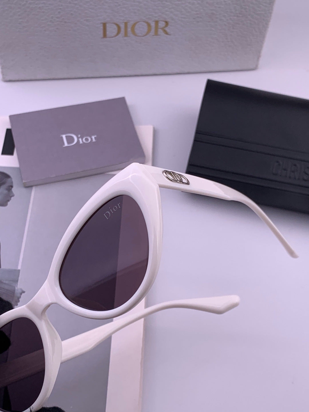 Dior D4109 Polarized Square Pink Lens Sunglasses for Men & Women - 415512 - detail image 2