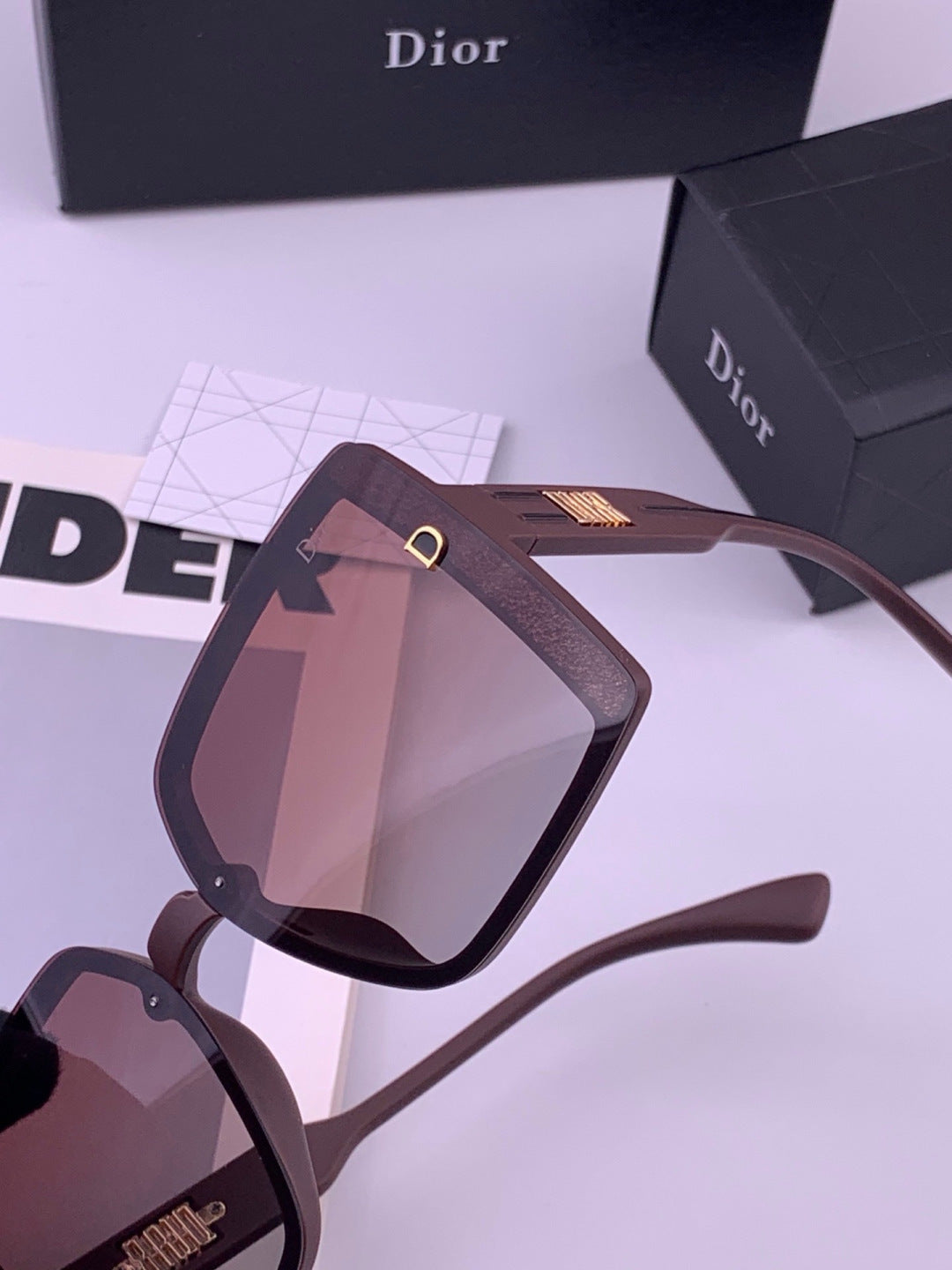 Dior D5290 Polarized Square Brown Lens Sunglasses for Men & Women - 415509