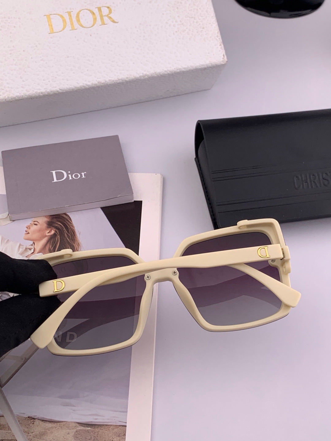 Dior CD4971 Polarized Square Gold Lens Sunglasses for Women - 415505 - detail image 3