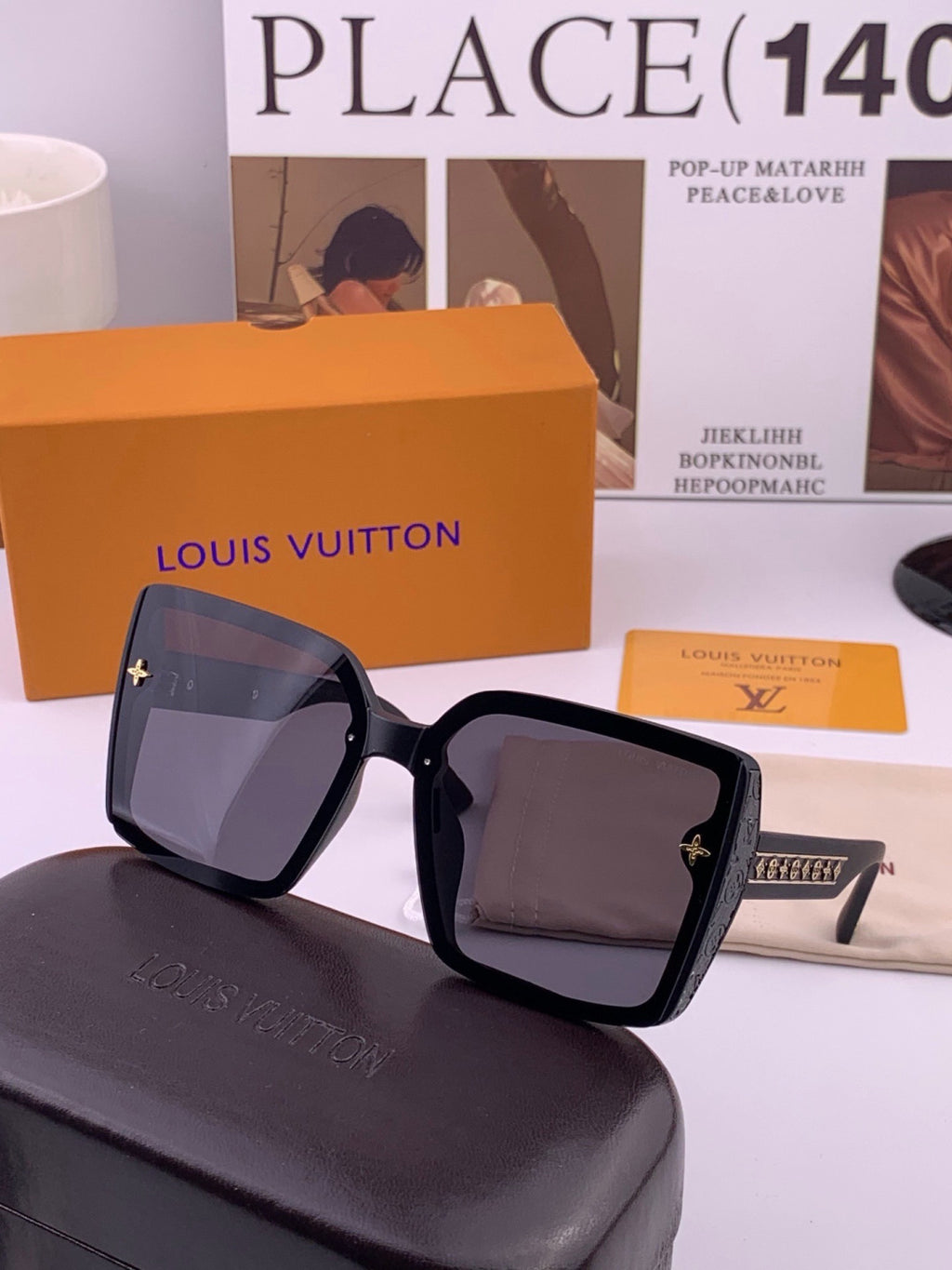Louis Vuitton Fashion Gold Lens Sunglasses for Men & Women - 414867 - detail image 2