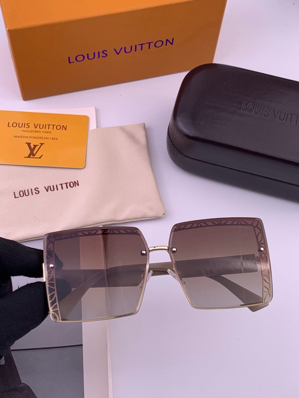 Louis Vuitton L3730 Square Gold Lens Sunglasses for Men & Women - 414871 - detail image 2