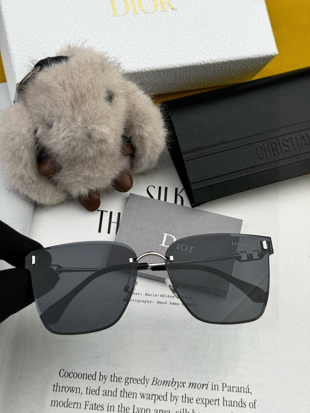 Dior CD4641 Polarized Rimless Gold Lens Sunglasses for Men & Women - 415378 - detail image 2