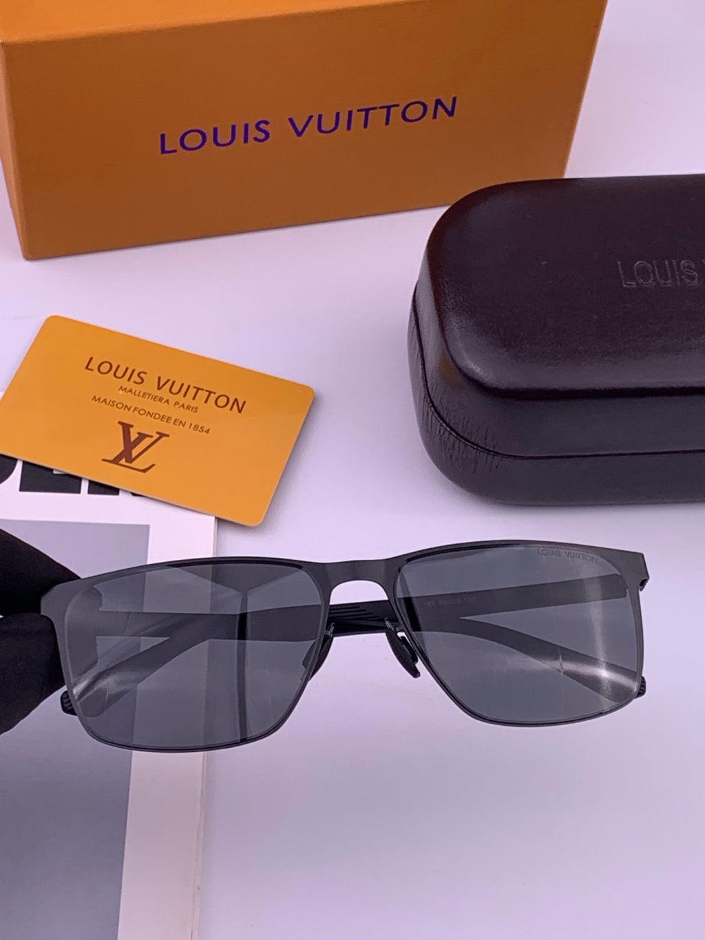 Louis Vuitton L216 Fashion Gold Lens Sunglasses for Men & Women - 414862