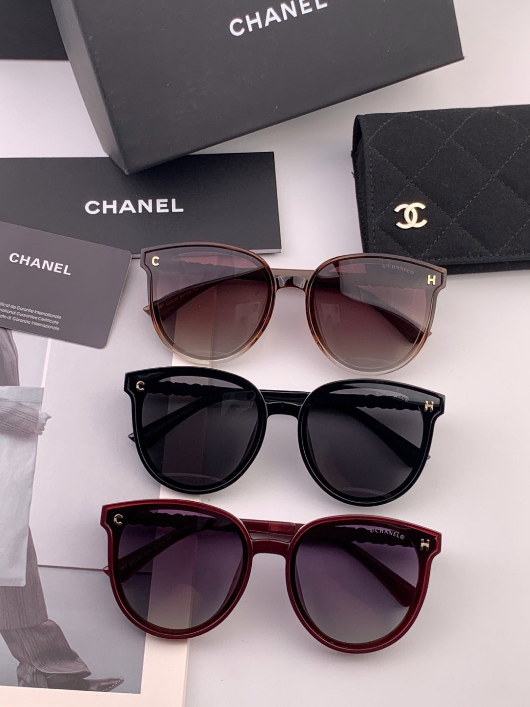 Chanel CH7788 Polarized Oversized Pink Lens Sunglasses for Men & Women - detail image 7