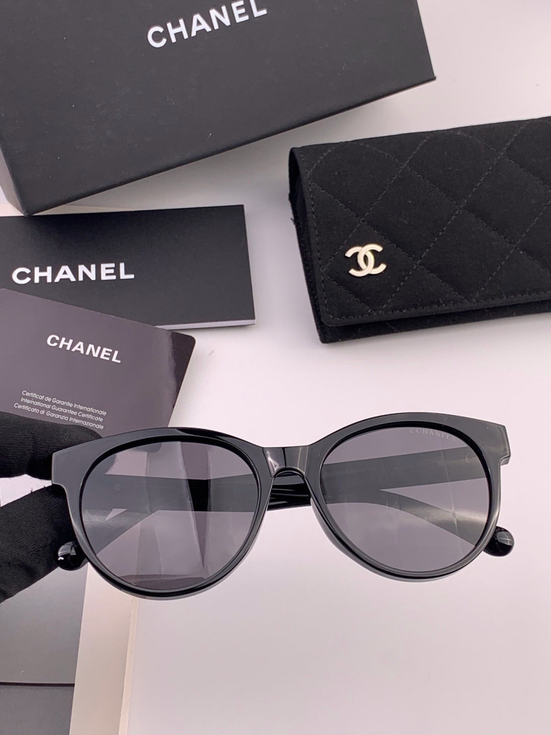 Chanel CH1787 Polarized Round Gold Lens Sunglasses for Women - detail image 3
