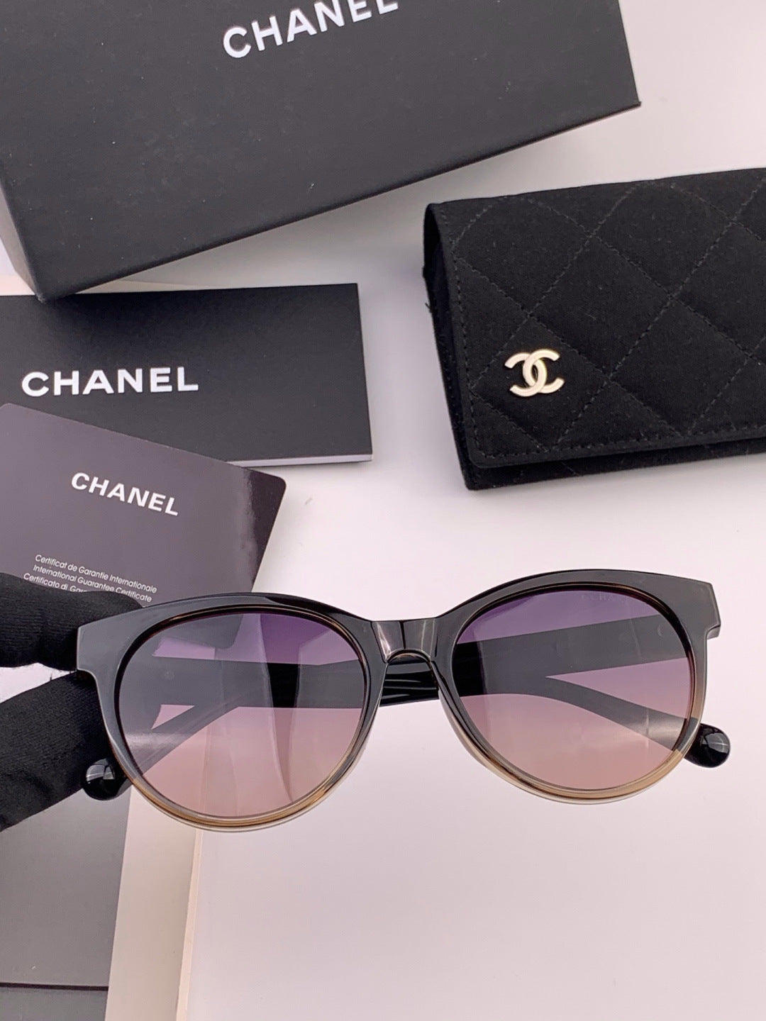 Chanel CH1787 Polarized Round Gold Lens Sunglasses for Women - detail image 2