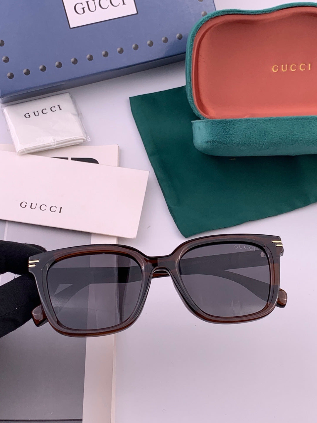 Gucci G6821 Polarized Square Black Lens Sunglasses for Women - detail image 2