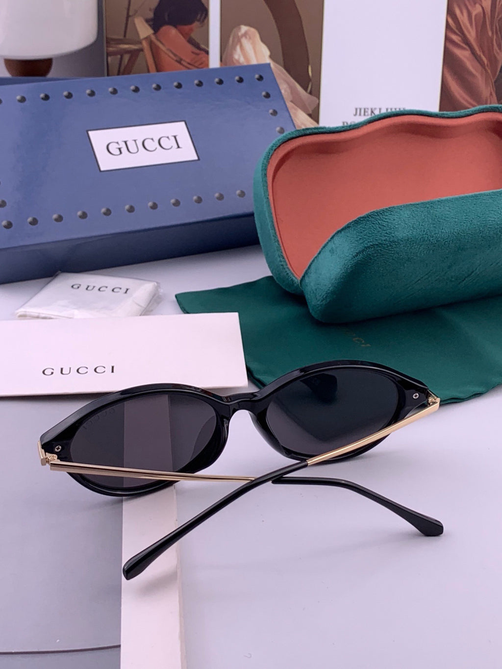 Gucci G0821 Polarized Fashion Pink Lens Sunglasses for Women - detail image 4