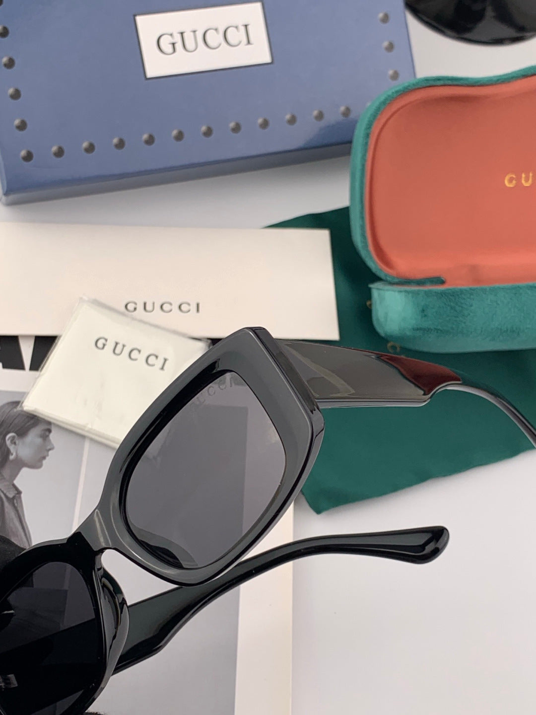 Gucci G01105 Polarized Square Black Lens Sunglasses for Women - detail image 3