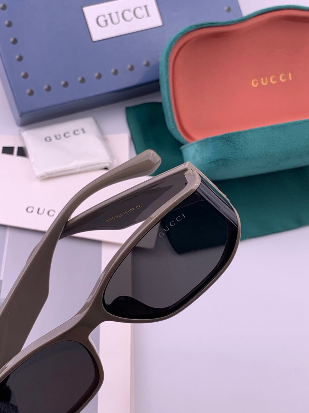 Gucci G0317 Polarized Square Brown Lens Sunglasses for Women - detail image 6