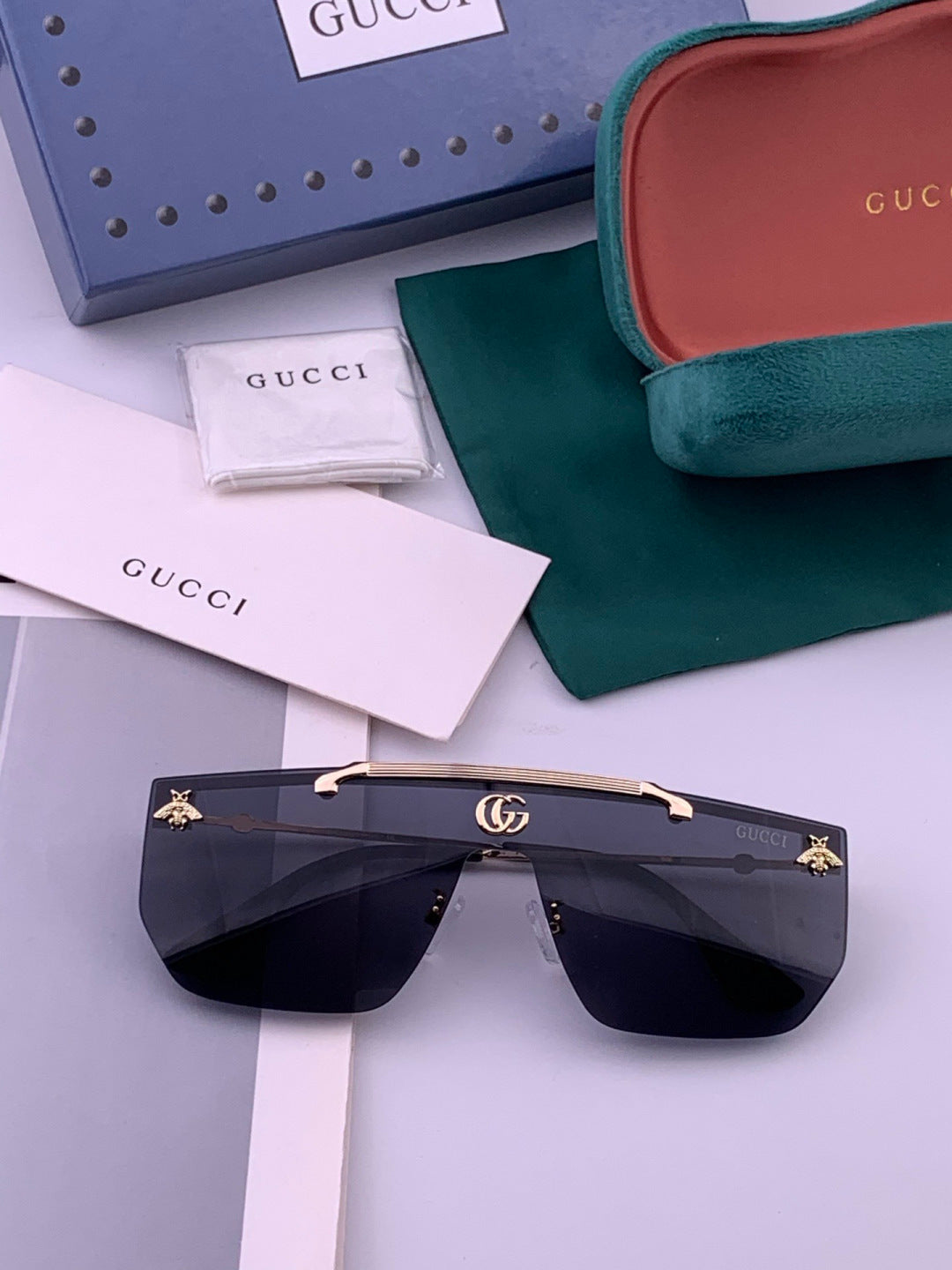 Gucci G01 Aviator Black Lens Sunglasses for Men & Women - 414962 - detail image 7