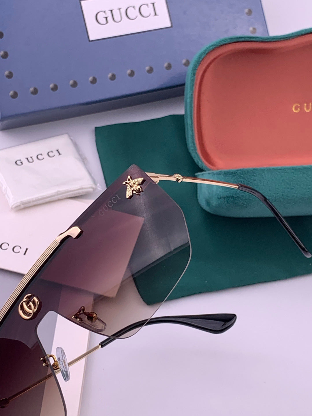 Gucci G01 Aviator Black Lens Sunglasses for Men & Women - 414963 - detail image 3
