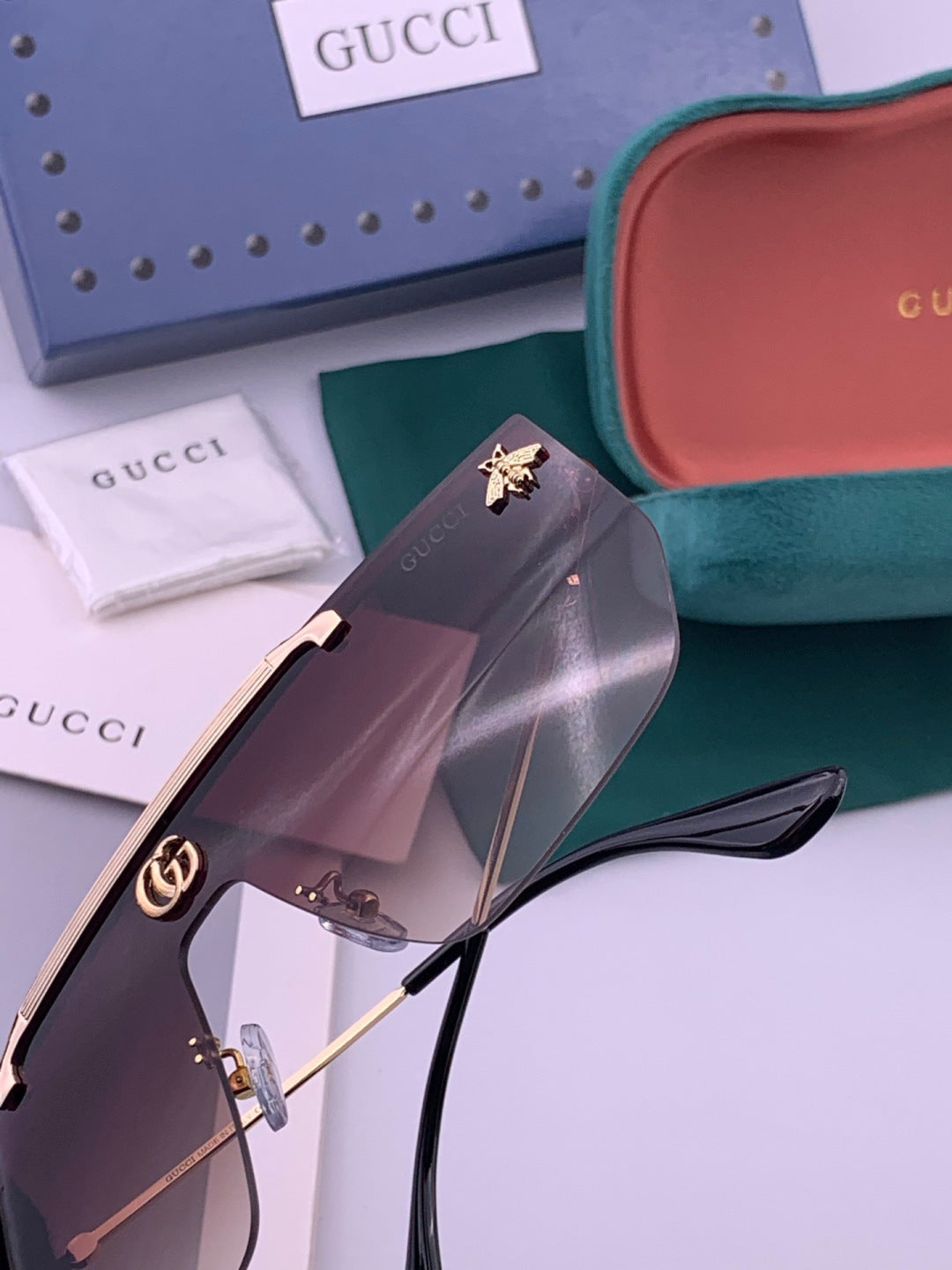 Gucci G01 Aviator Black Lens Sunglasses for Men & Women - 414963 - detail image 4