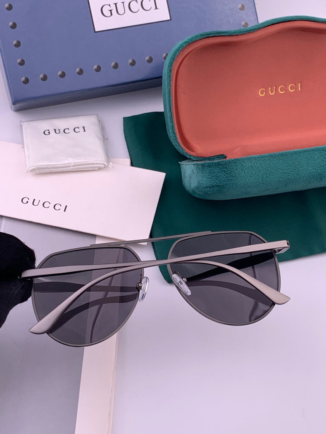 Gucci 0981 Polarized Aviator Gold Lens Sunglasses for Men & Women - 415116 - detail image 4