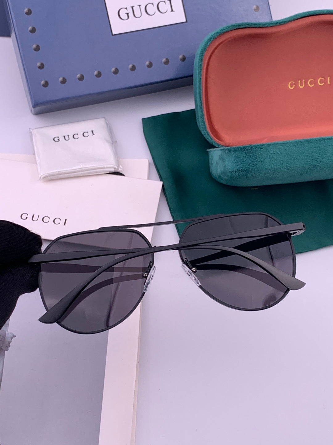 Gucci 0981 Polarized Aviator Gold Lens Sunglasses for Men & Women - detail image 4