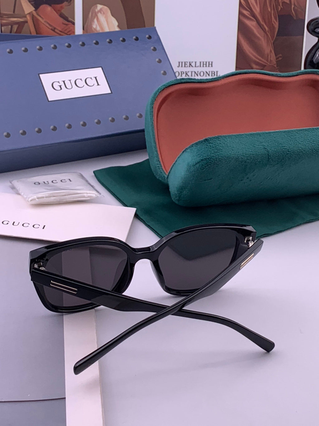 Gucci G77726 Polarized Square Black Lens Sunglasses for Men & Women - detail image 4