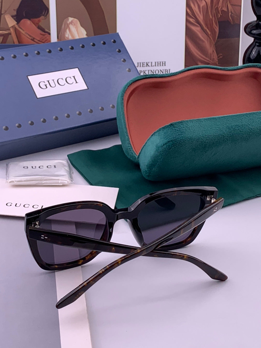 Gucci G07726 Polarized Square Black Lens Sunglasses for Men & Women - 415123 - detail image 4