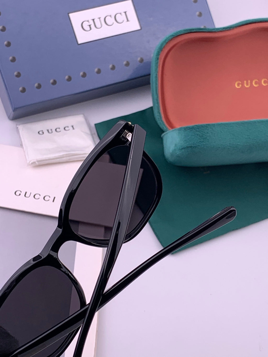 Gucci G17723 Round Black Lens Sunglasses for Men & Women - detail image 6