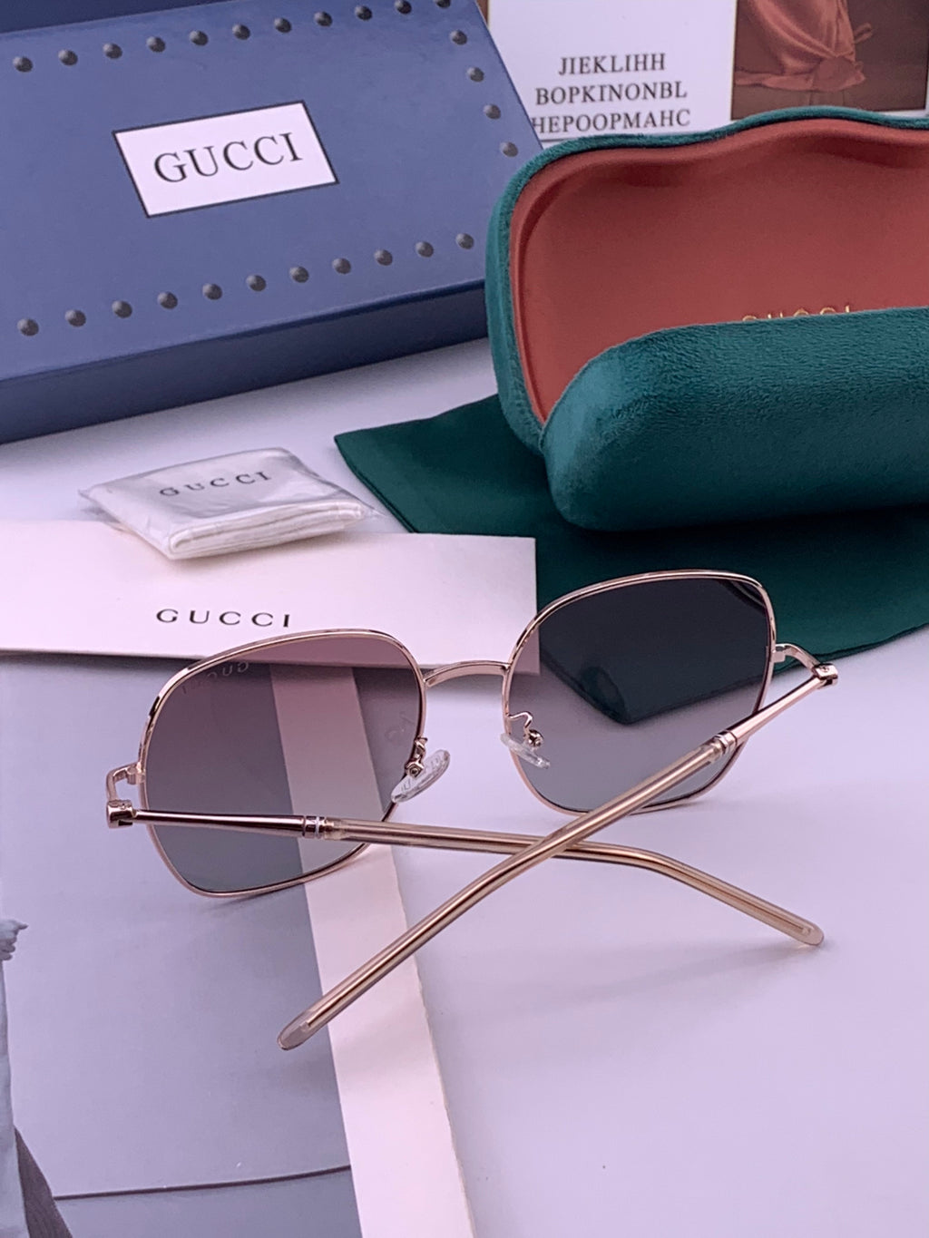 Gucci G55813 Fashion Black Lens Sunglasses for Men & Women - 415140 - detail image 5