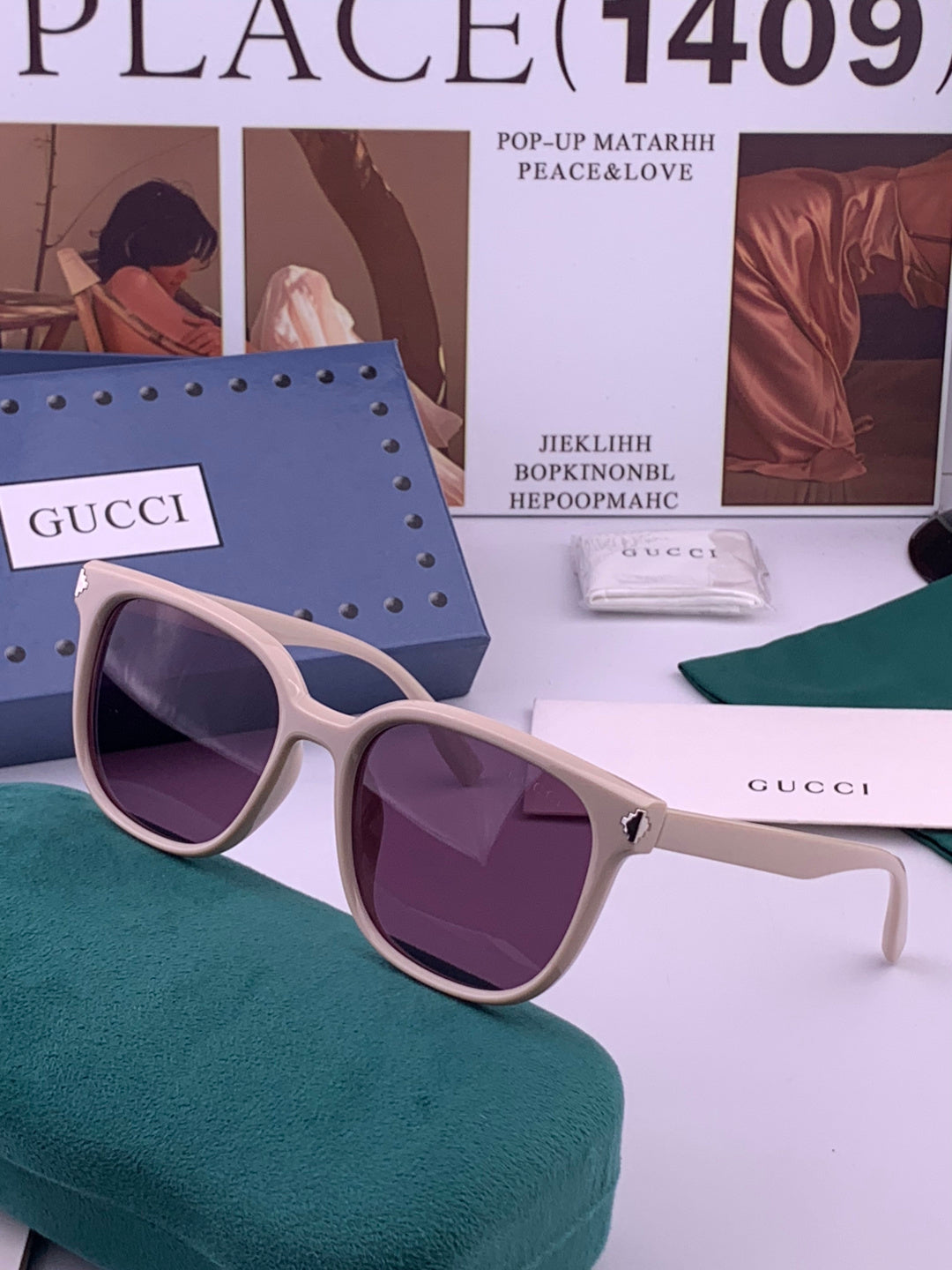 Gucci G55813 Fashion Black Lens Sunglasses for Men & Women - detail image 2