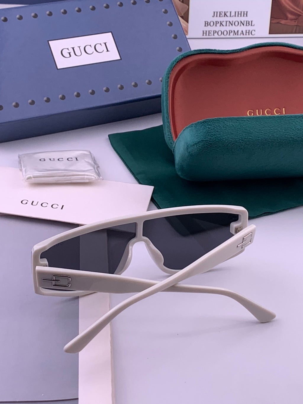 Gucci G3109 Fashion Black Lens Sunglasses for Men & Women - detail image 5