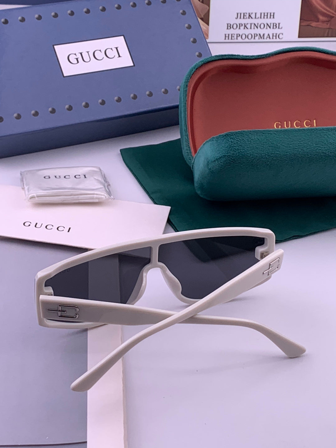 Gucci G3109 Fashion Black Lens Sunglasses for Men & Women - detail image 5