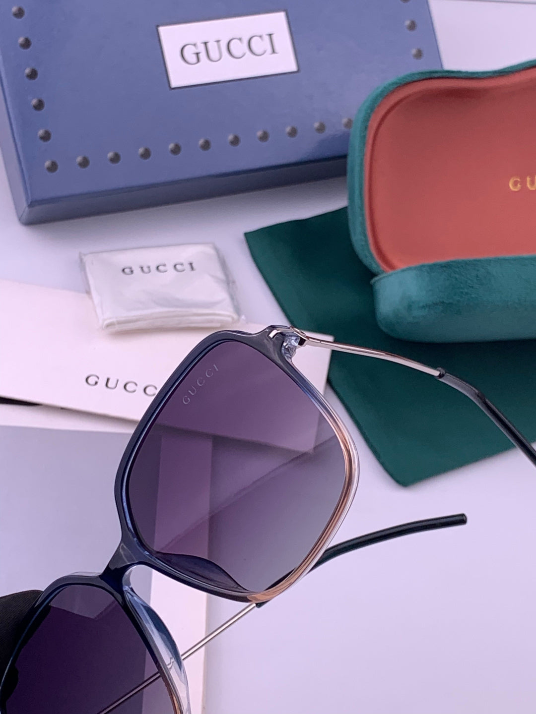 Gucci G9747 Polarized Round Black Lens Sunglasses for Women - detail image 2