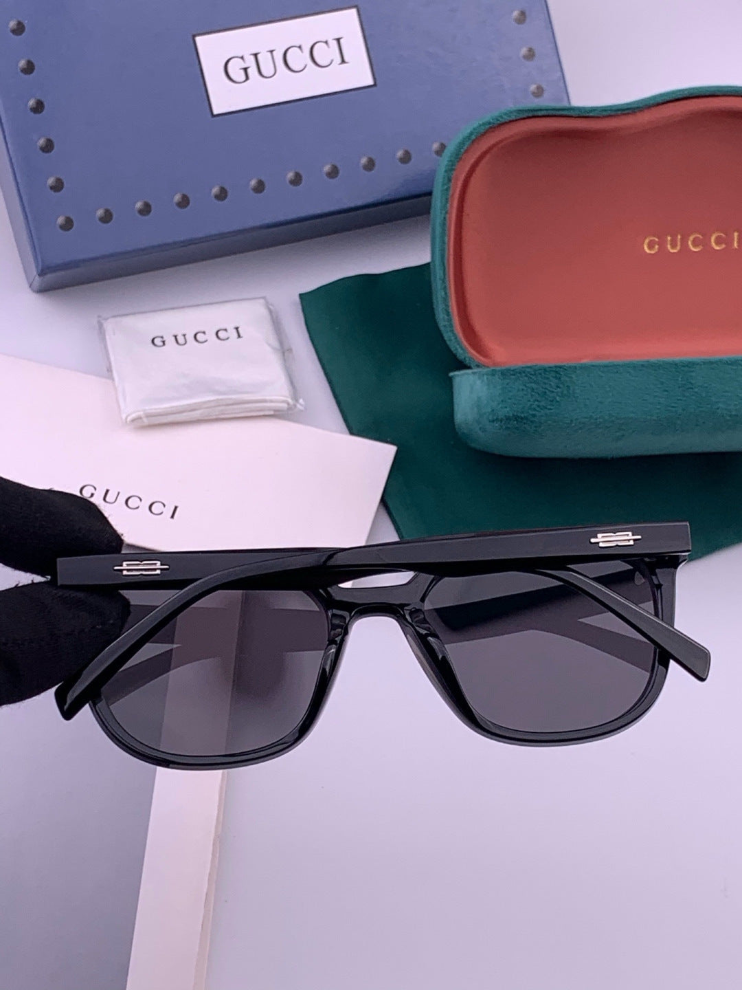Gucci G97722 Polarized Square Brown Lens Sunglasses for Women - detail image 4