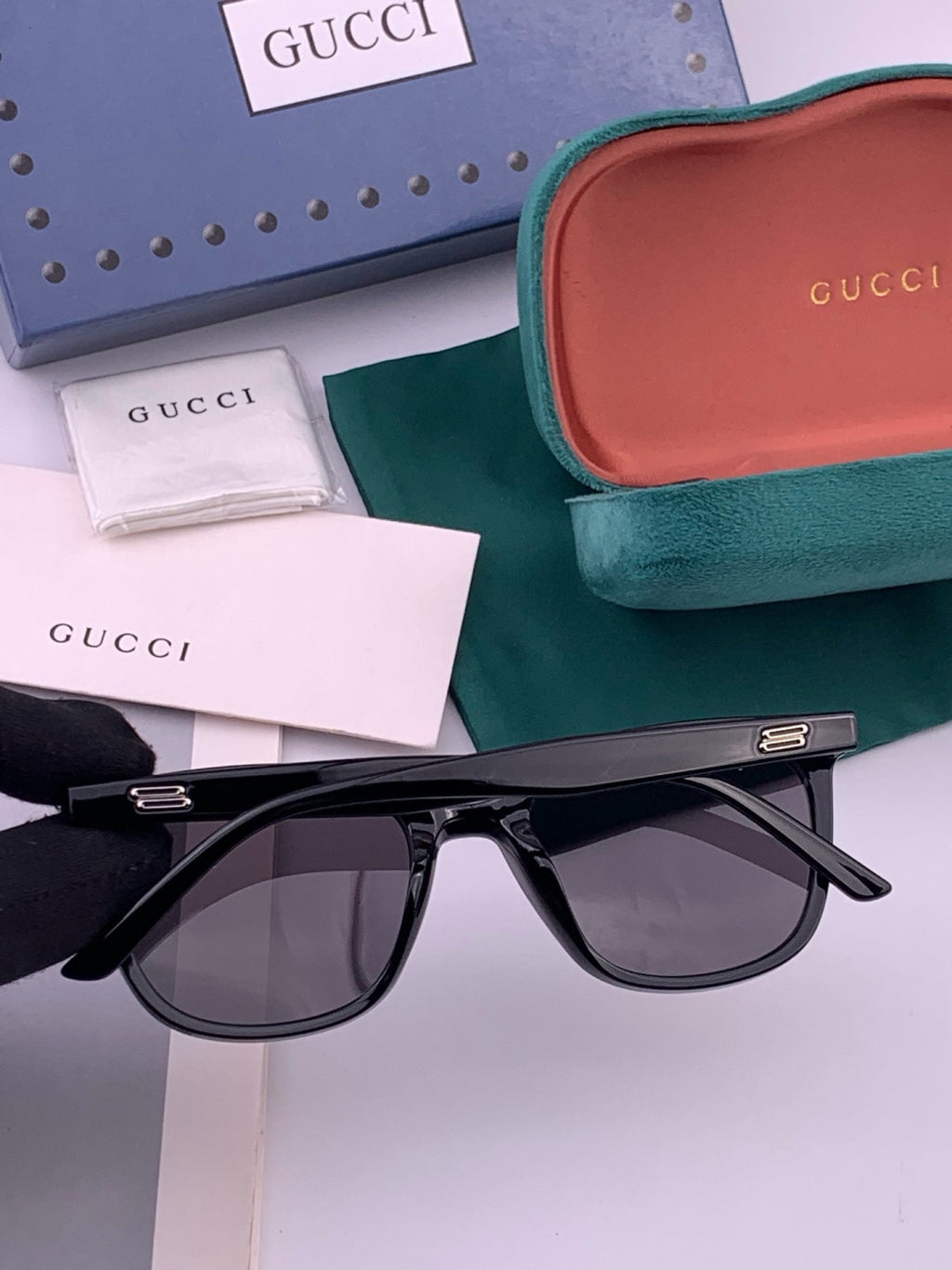 Gucci G57712 Polarized Square Gold Lens Sunglasses for Women - detail image 3