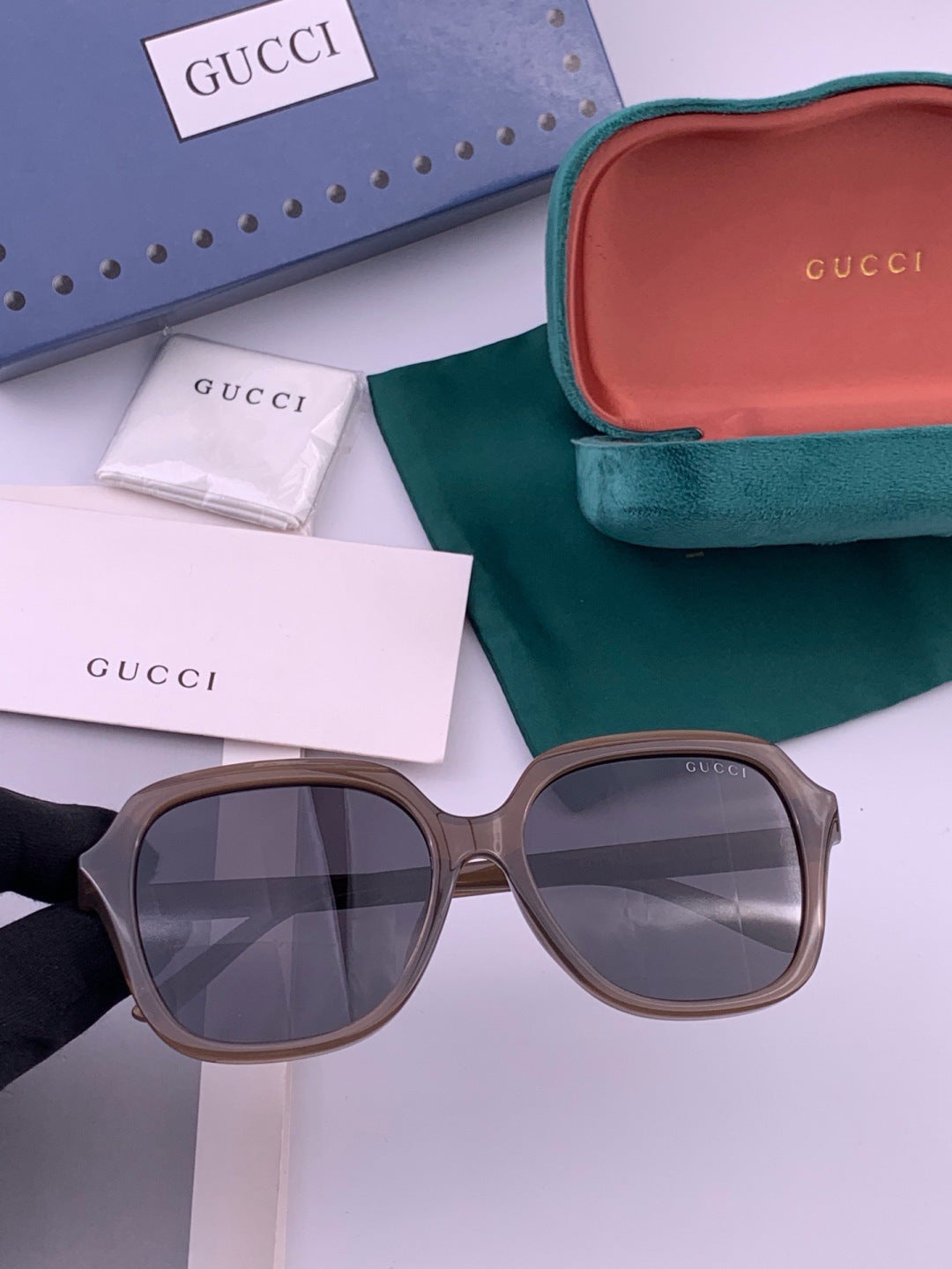 Gucci G1821 Polarized Square Black Lens Sunglasses for Women - detail image 2