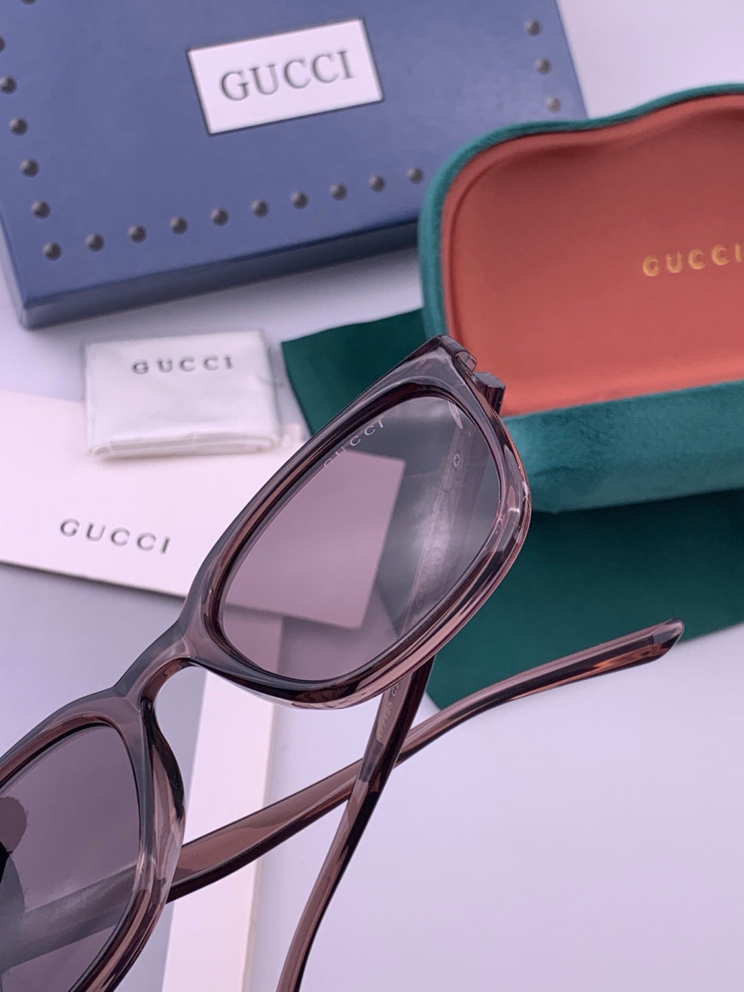 Gucci G57712 Polarized Square Red Lens Sunglasses for Women - 415090 - detail image 5