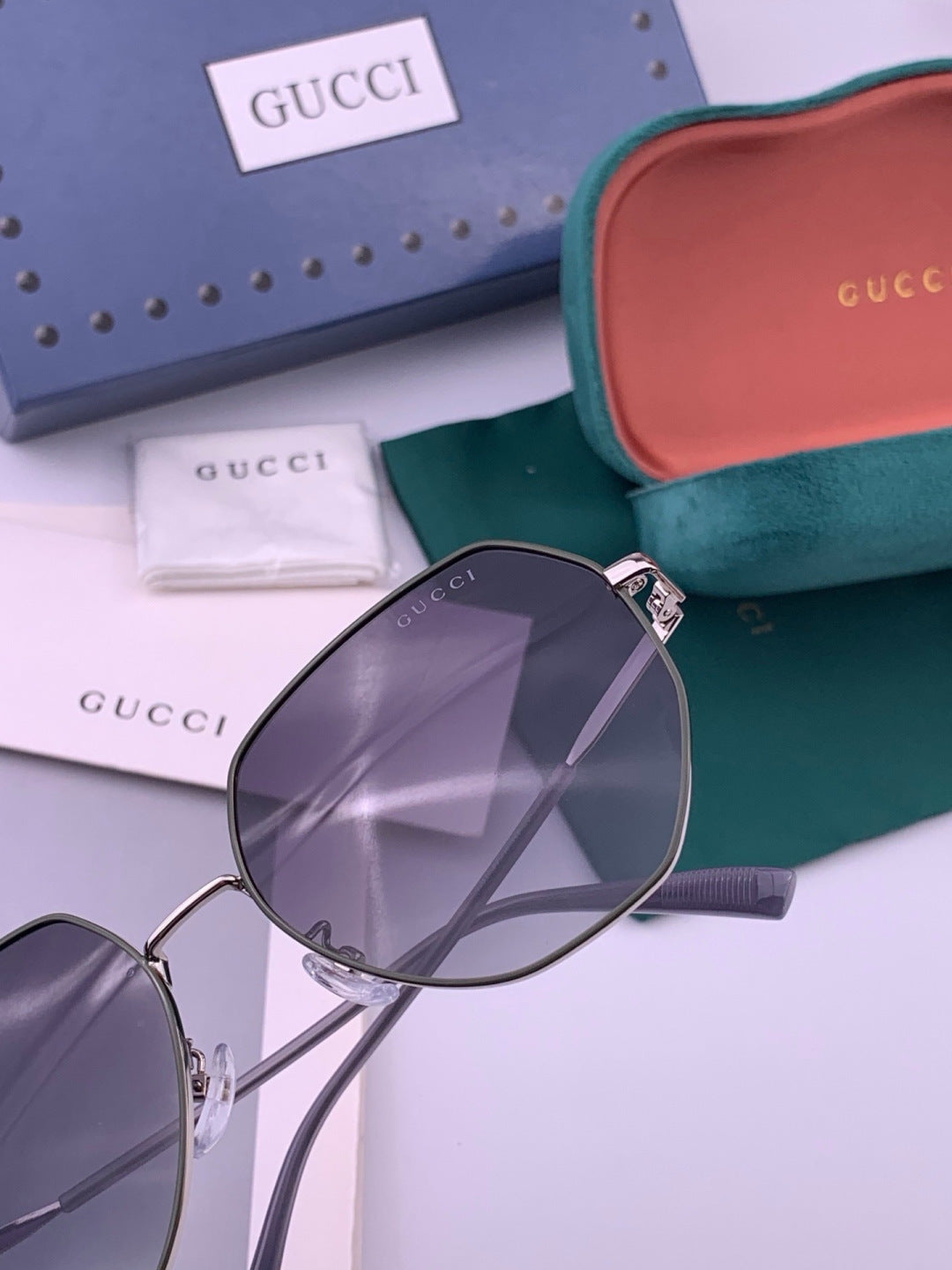 Gucci G1251 Polarized Round Brown Lens Sunglasses for Women - 415094 - detail image 5