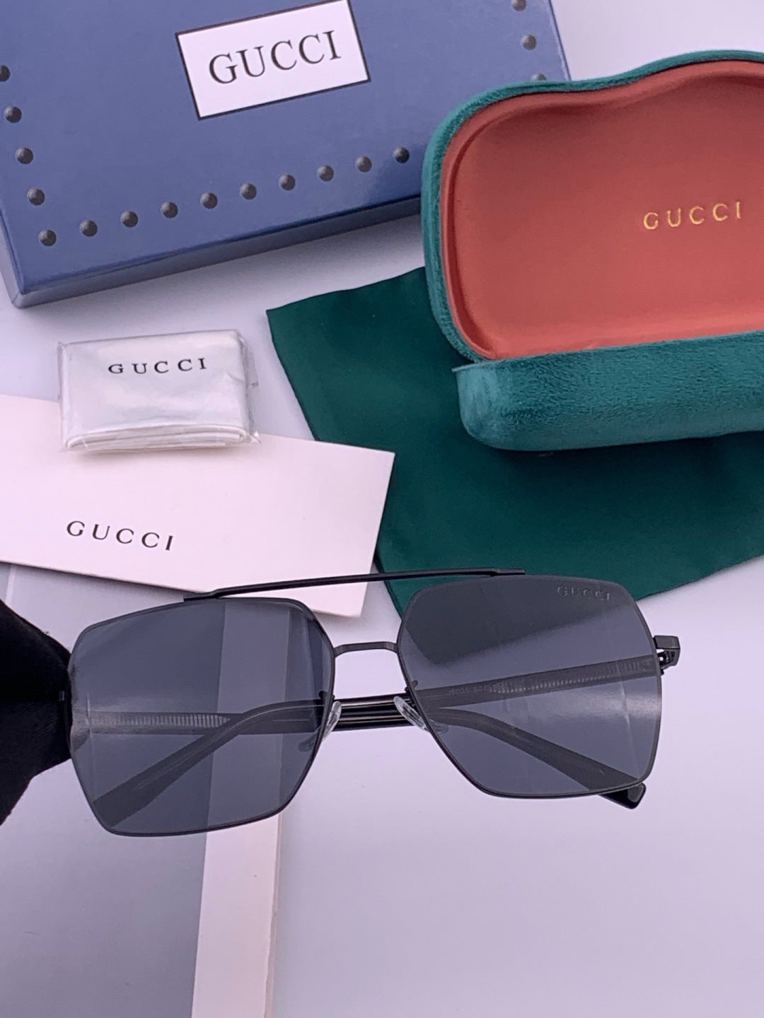 Gucci G5803 Polarized Aviator Black Lens Sunglasses for Men - 415065