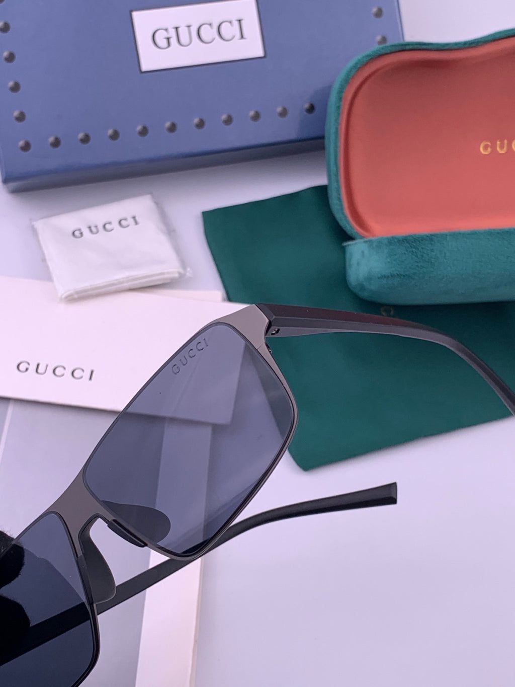 Gucci G2225 Polarized Aviator Gold Lens Sunglasses for Men - 415067 - detail image 2