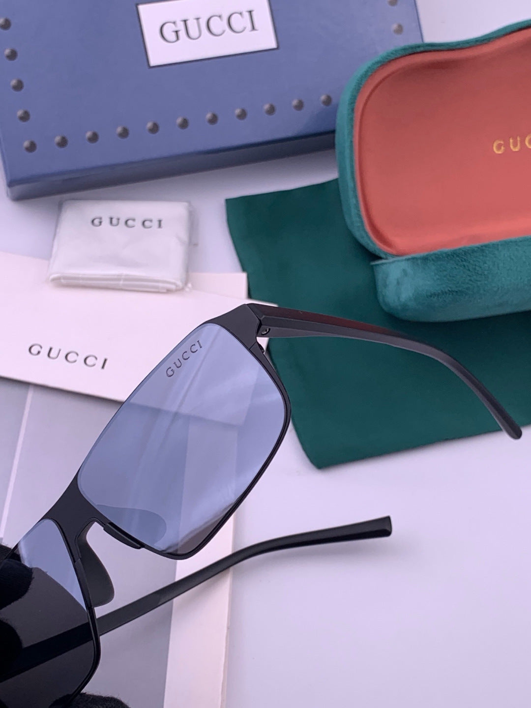Gucci G2225 Polarized Aviator Gold Lens Sunglasses for Men - 415068 - detail image 3