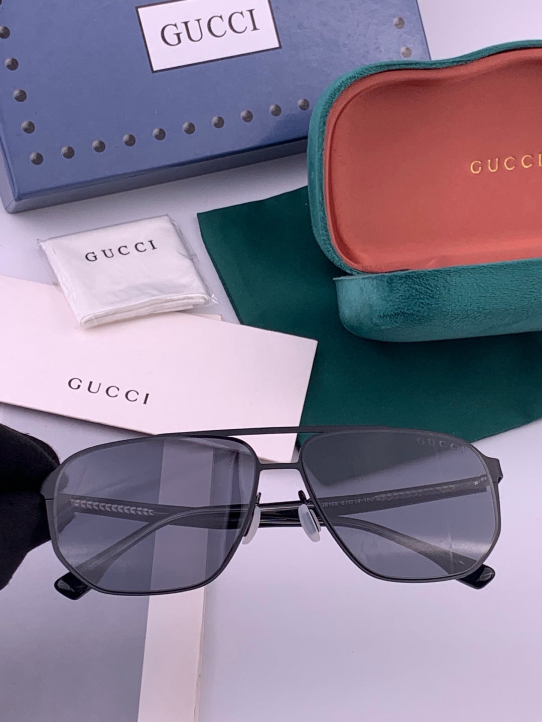 Gucci G3380 Polarized Aviator Gold Lens Sunglasses for Men - 415075