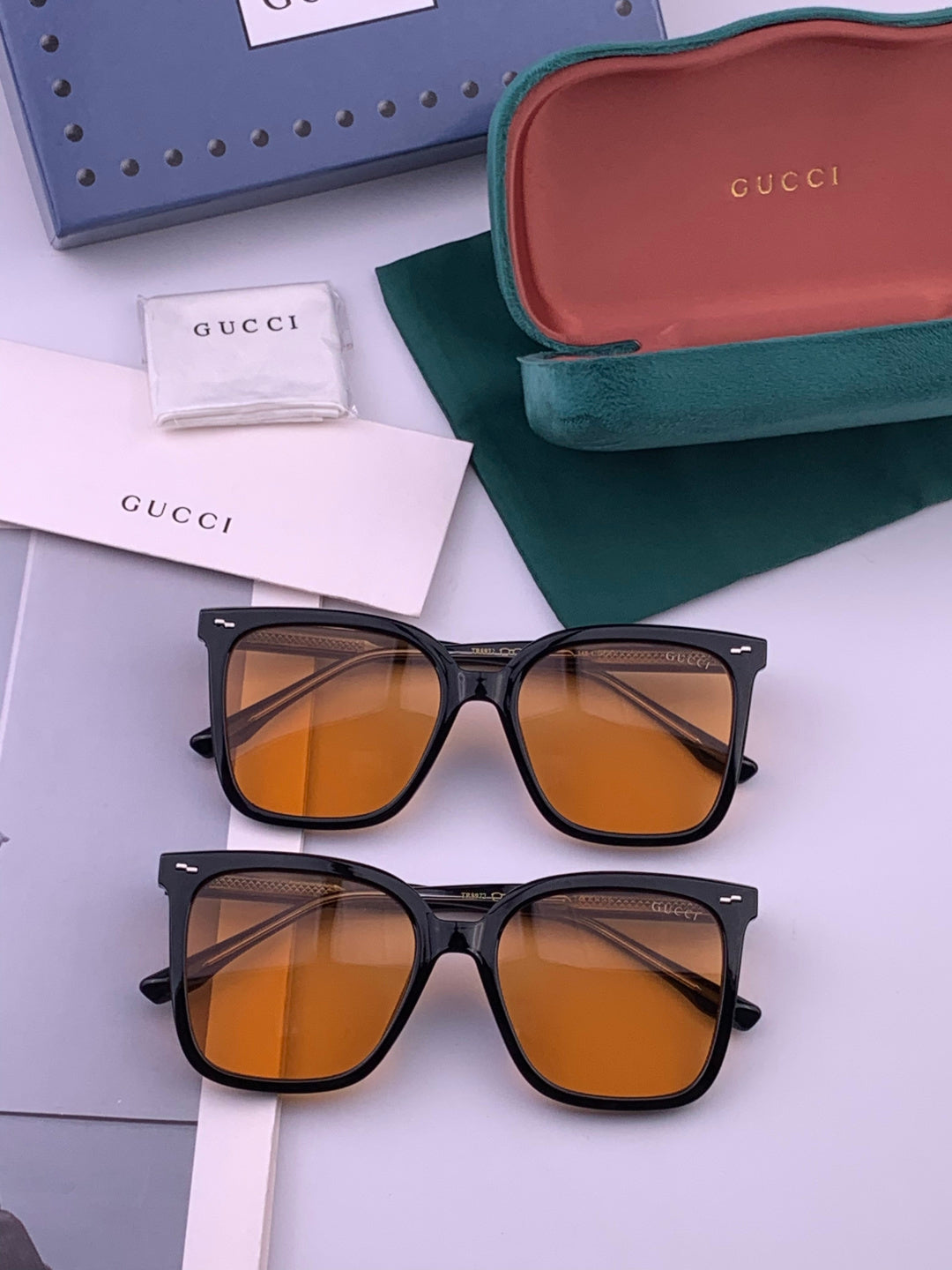 Gucci G2897 Square Brown Lens Sunglasses for Men & Women - 415038 - detail image 7