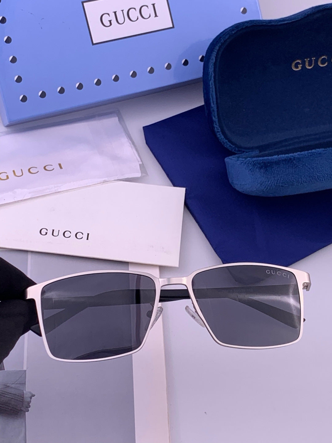 Gucci G6807 Polarized Aviator Gold Lens Sunglasses for Men & Women - 415023