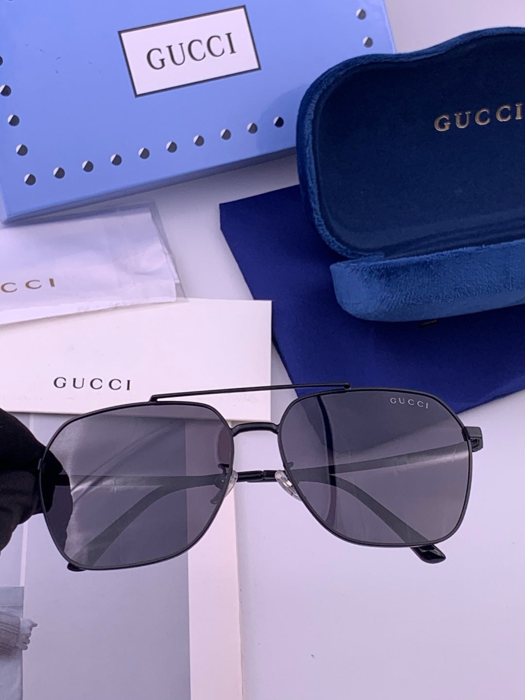 Gucci 0863 Polarized Aviator Gold Lens Sunglasses for Men & Women - 415026