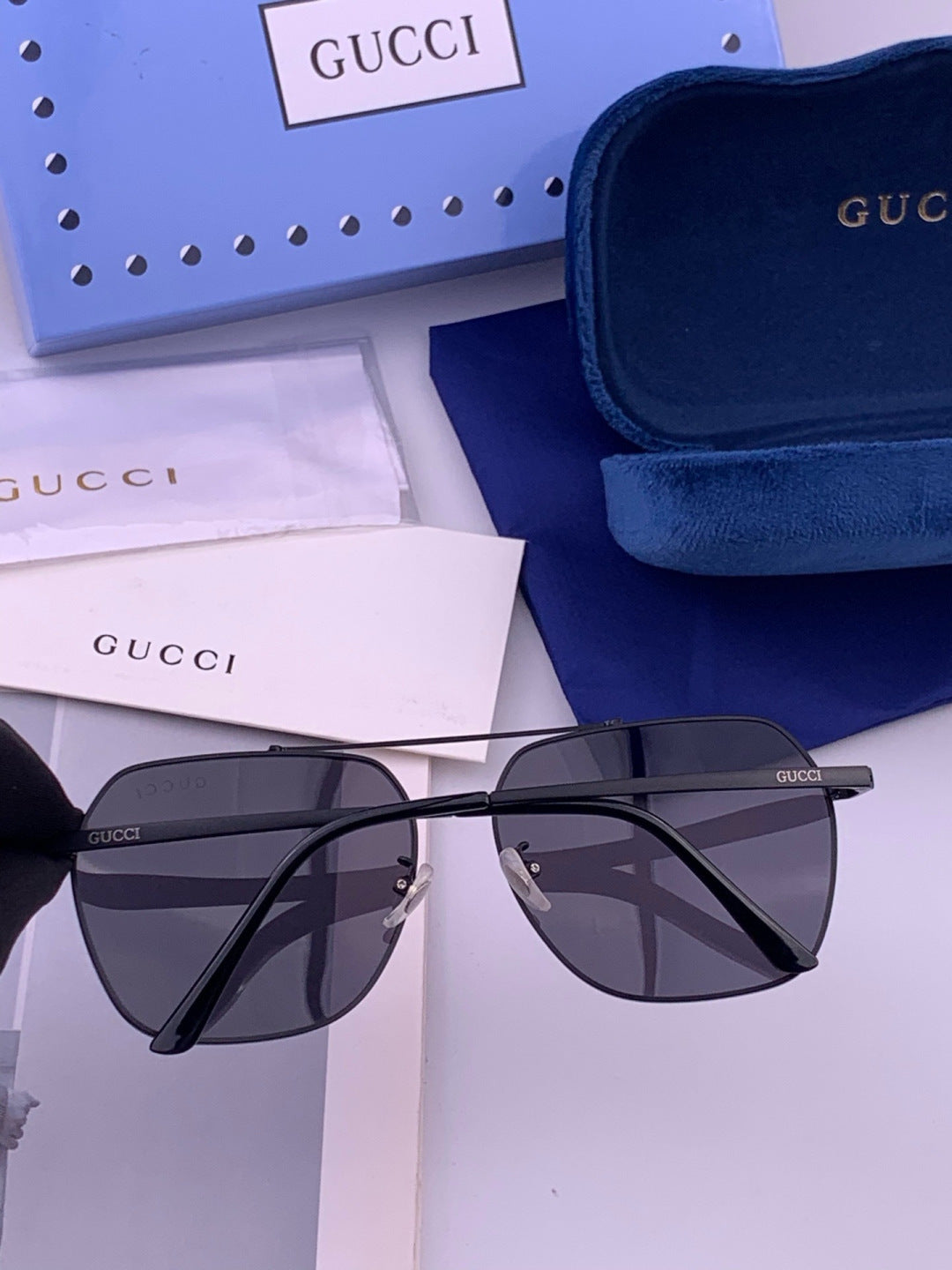 Gucci 0863 Polarized Aviator Gold Lens Sunglasses for Men & Women - 415026 - detail image 4