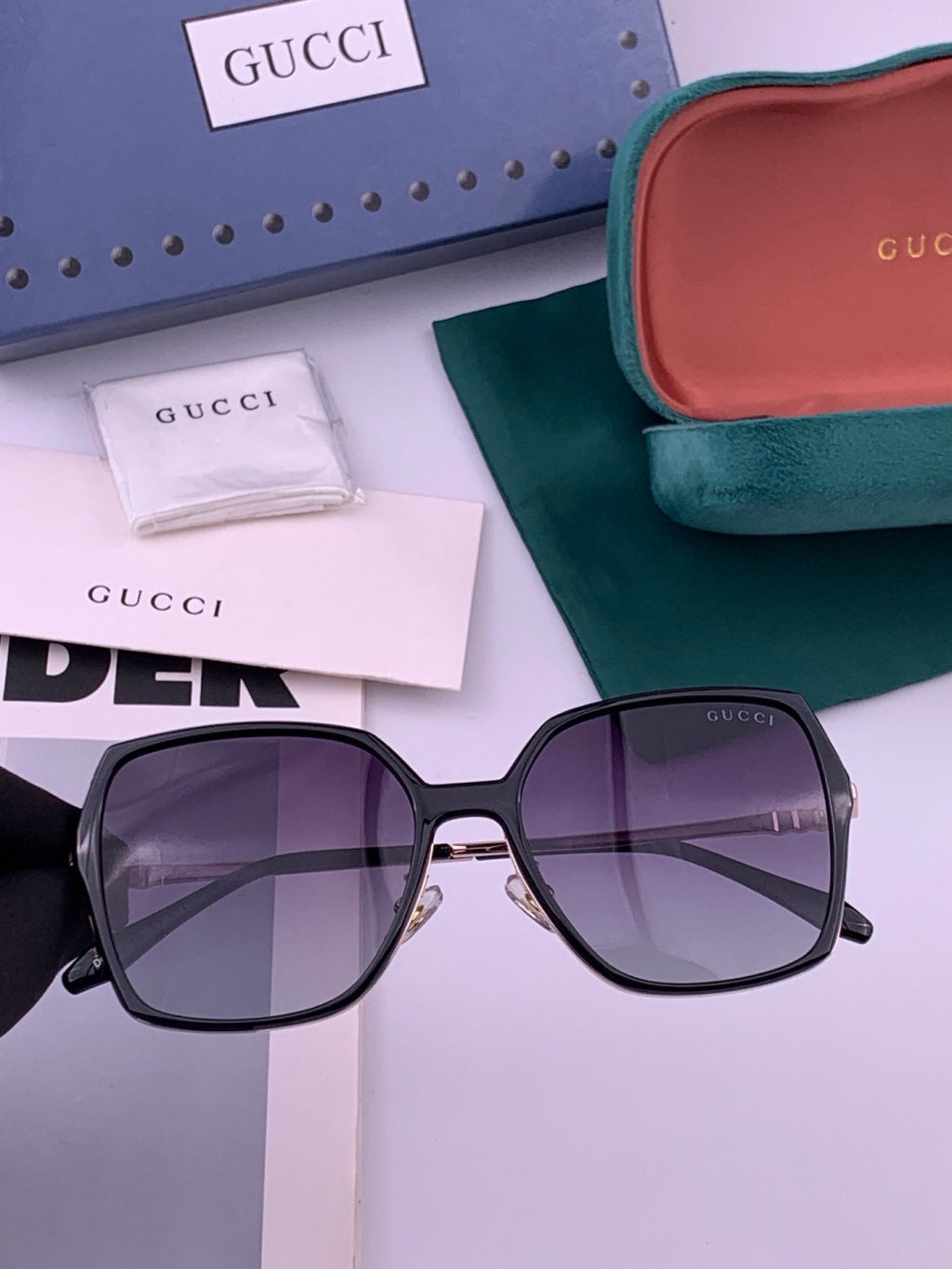 Gucci G6640 Polarized Round Red Lens Sunglasses for Women - 415030
