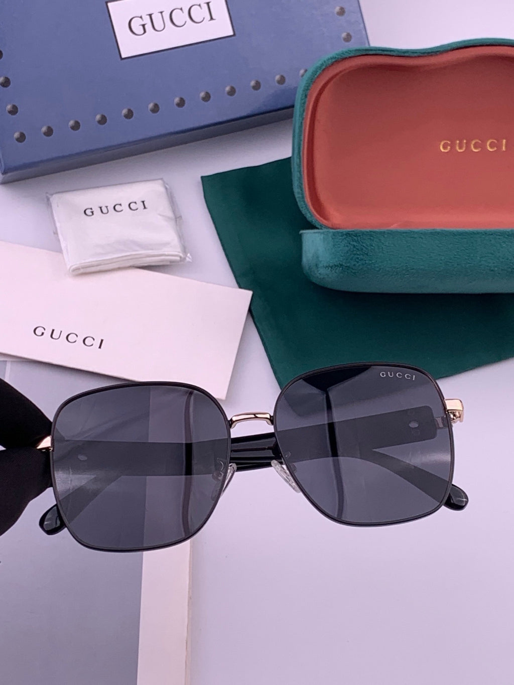 Gucci G9388 Round Gold Lens Sunglasses for Men & Women - 415032