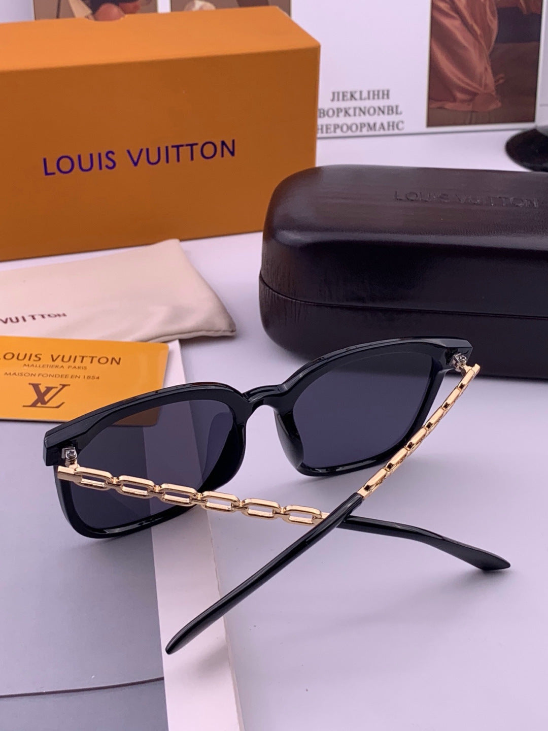 Louis Vuitton L8233 Oversized Gold Lens Sunglasses for Men & Women - 414848 - detail image 6
