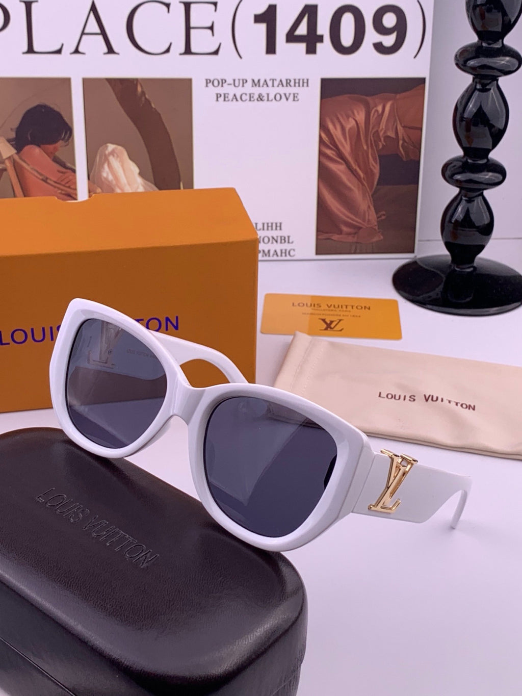 Louis Vuitton L5626 Square Pink Lens Sunglasses for Women - 414850 - detail image 2
