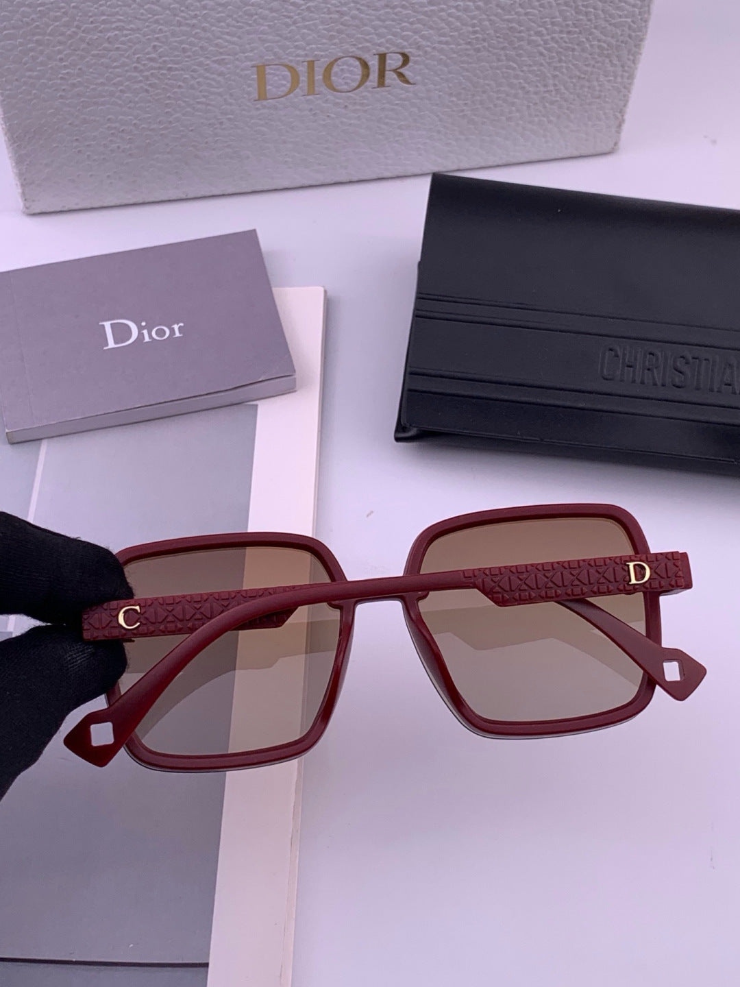 Dior D47002 Fashion Purple Lens Sunglasses for Men & Women - 415447 - detail image 4