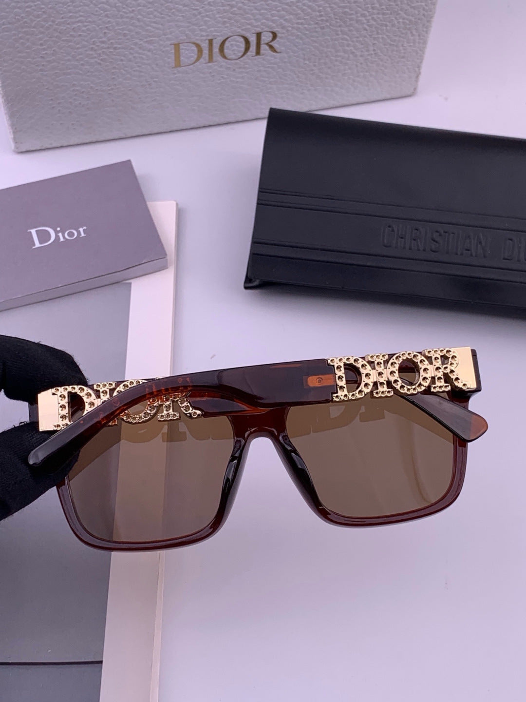 Dior D77000 Fashion Black Lens Sunglasses for Men & Women - 415451 - detail image 3