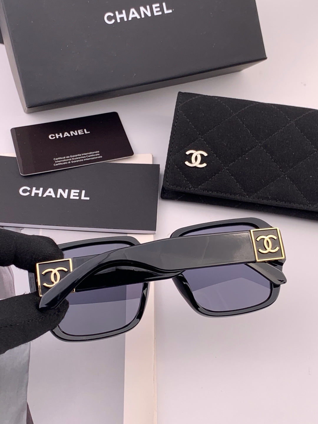 Chanel CH87004 Oversized Black Lens Sunglasses for Men & Women - 415235 - detail image 3