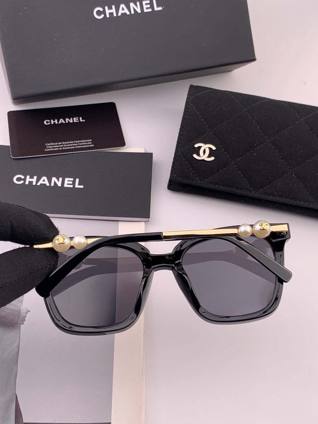 Chanel CH4231 Oversized Black Lens Sunglasses for Men & Women - 415224 - detail image 3