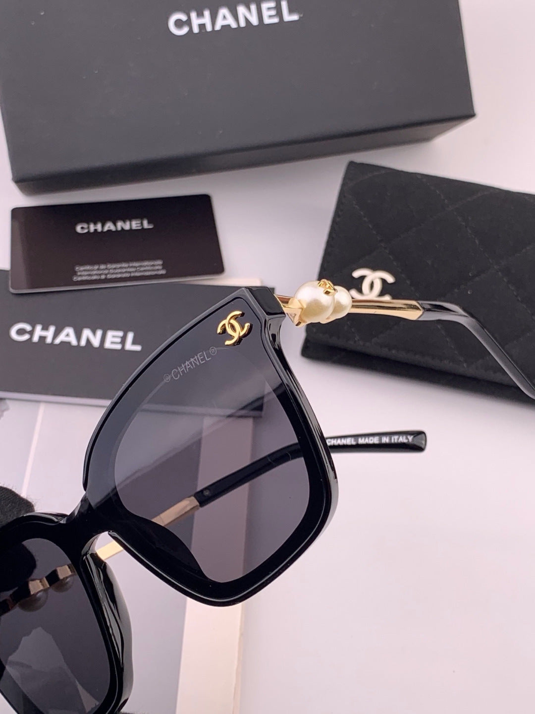 Chanel CH4231 Oversized Black Lens Sunglasses for Men & Women - 415224 - detail image 2