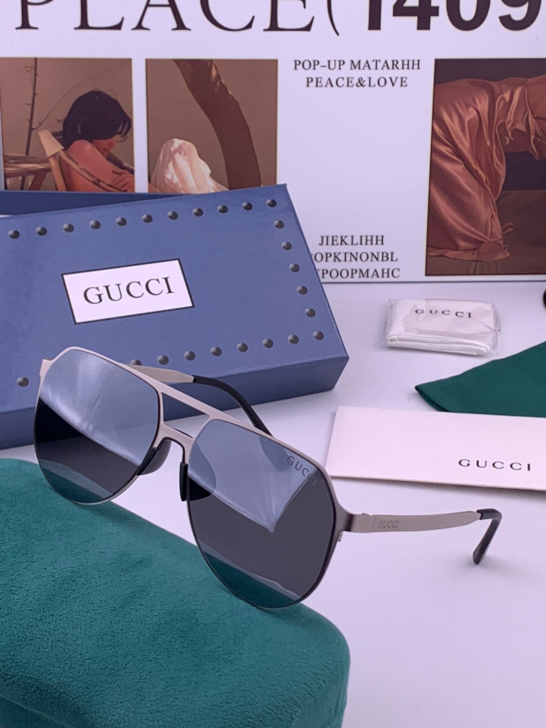 Gucci G7225 Polarized Aviator Gold Lens Sunglasses for Men - 415008 - detail image 2
